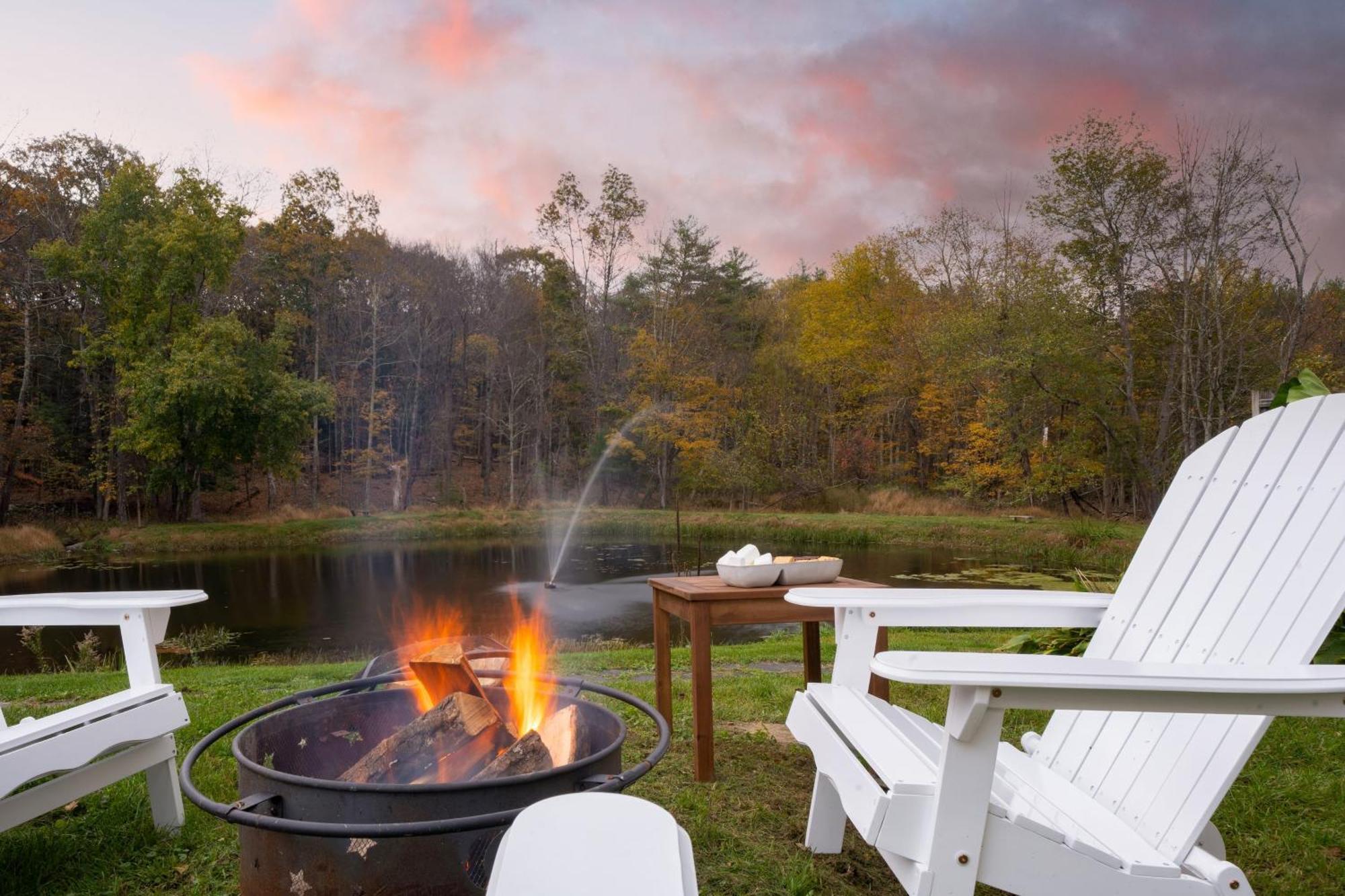 Cortland By Avantstay Charming Heritage Estate W Private Lake Pool Saugerties Exteriör bild